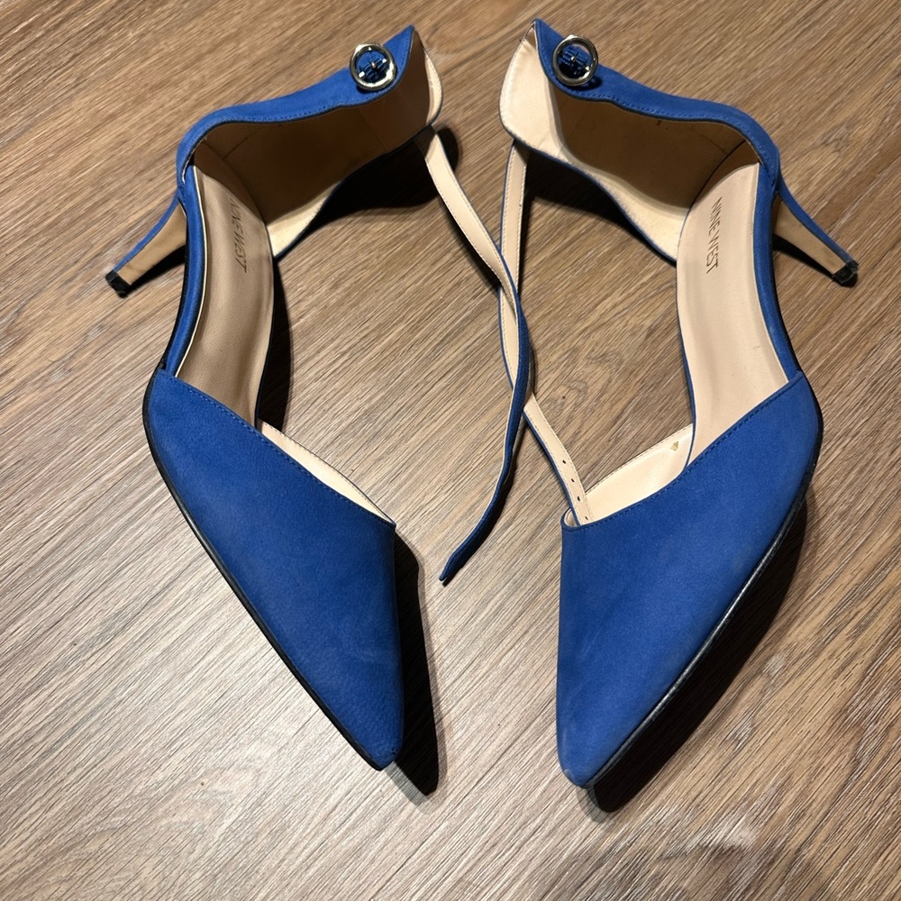 Nine West Blue Pointed Toe Heels - Picture 4 of 5
